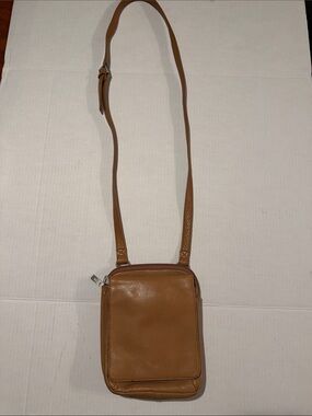 HOBO crossbody Tan Leather with Silver Branded Zipper Pull